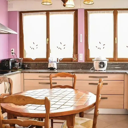Cozy In Villers-s-s-foucarmont Hotel